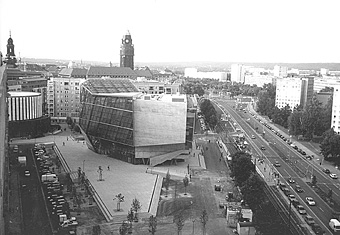 Coop Himmelb(l)au, UFA-Kino, Dresden, 1998 / ©Bild: Ulama